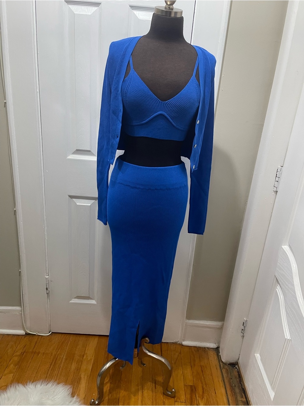 Zara 3 pieces Electric Blue Ribbed Maxi Skirt set